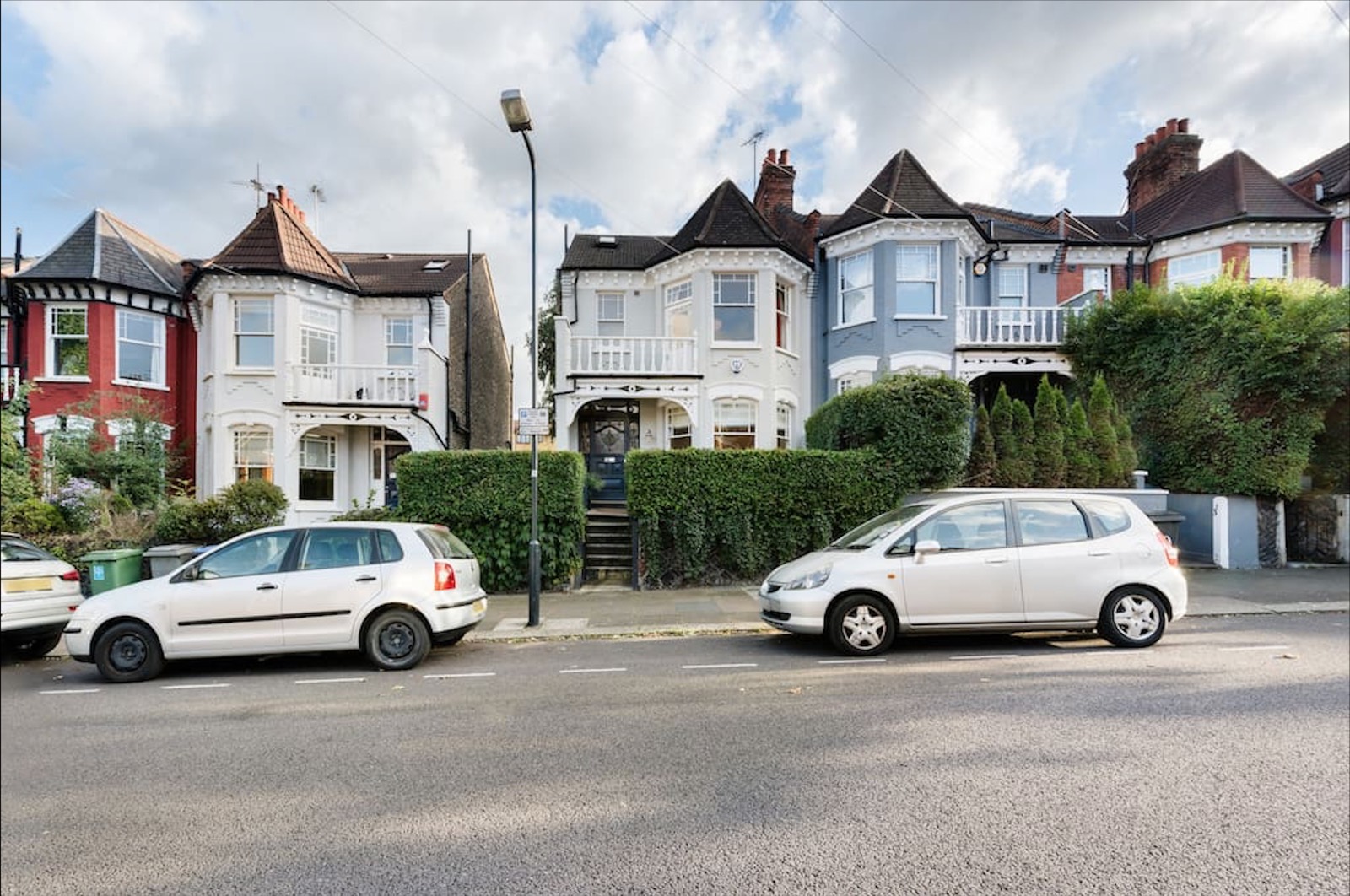 Dollis Hill selected property photograph 01
