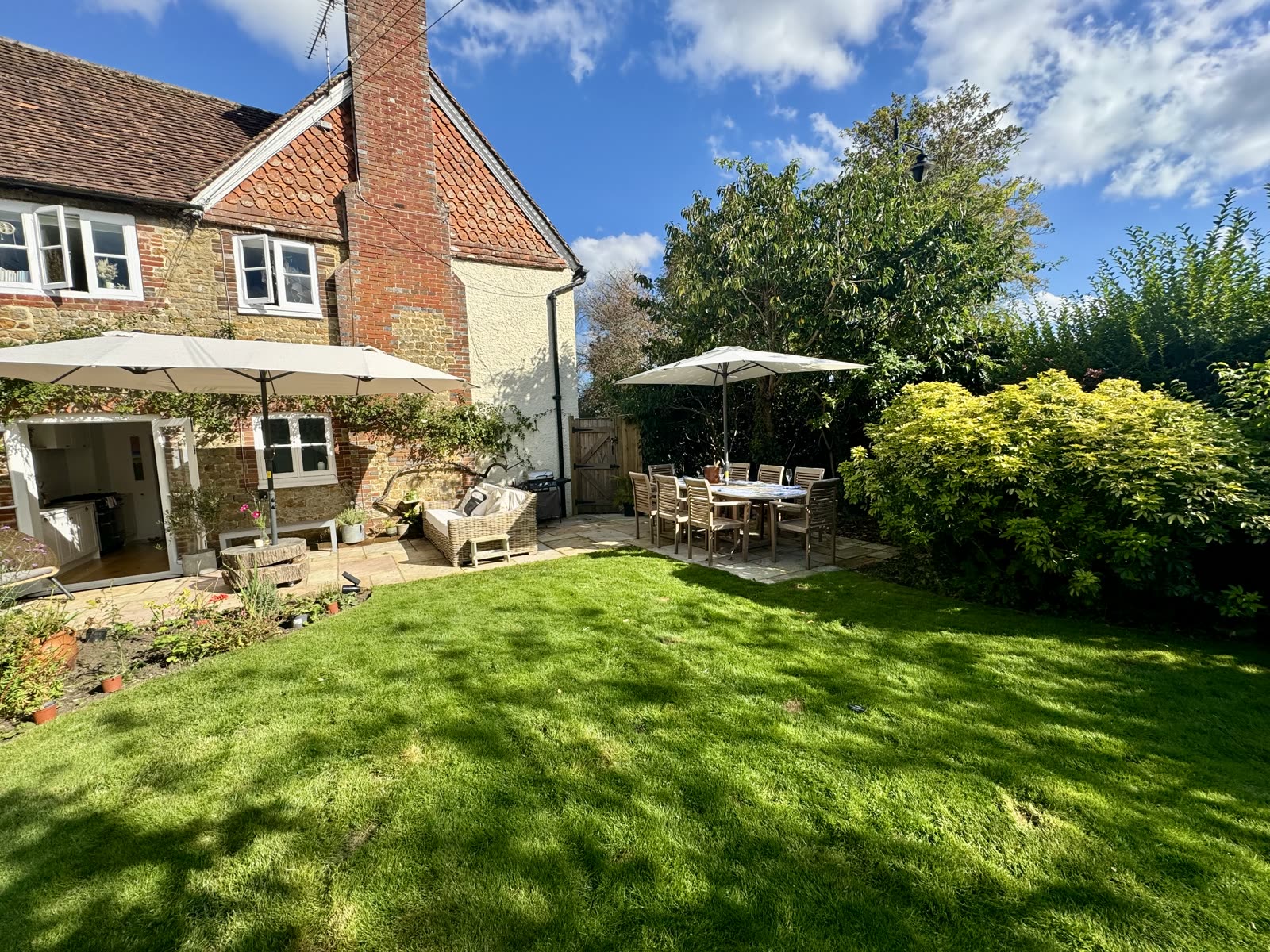 Midhurst Borough House selected property photograph 08